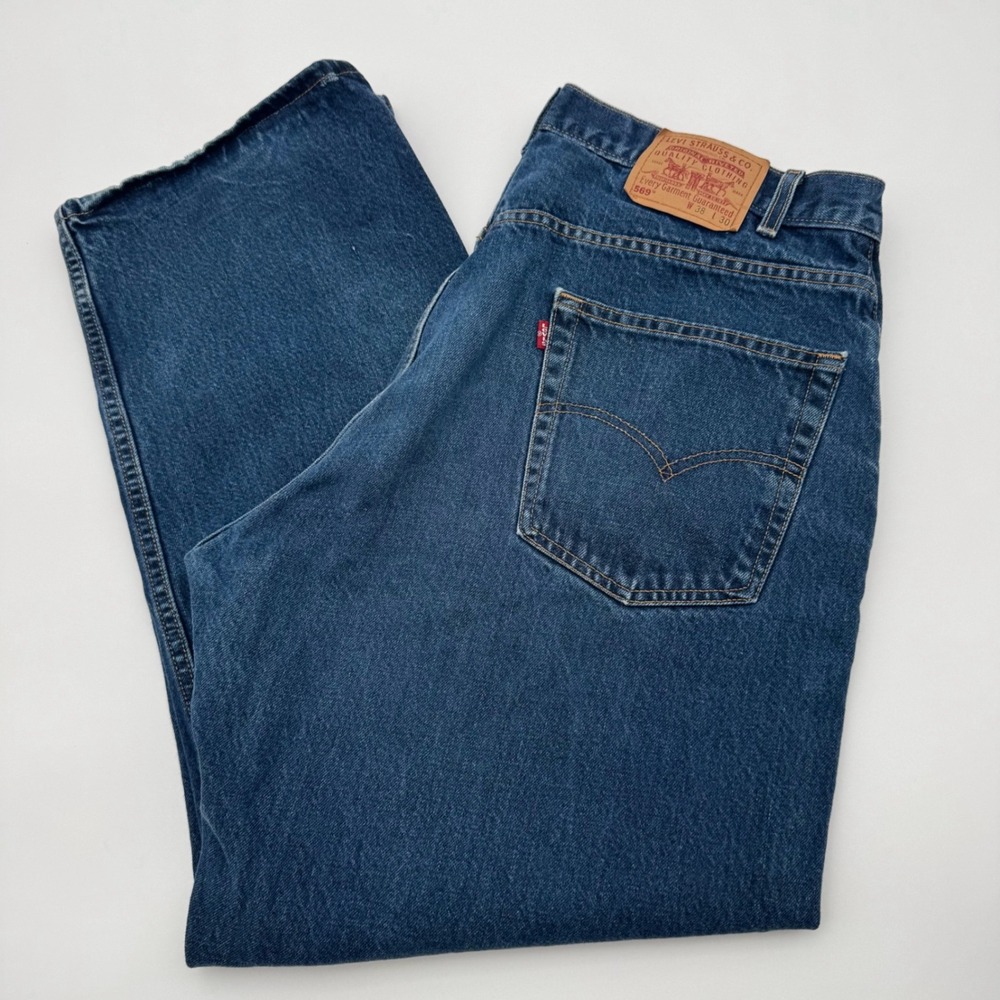 Vintage Levis 569 Loose Straight Fit Jeans Mens 38x30 Blue Denim Medium Wash
